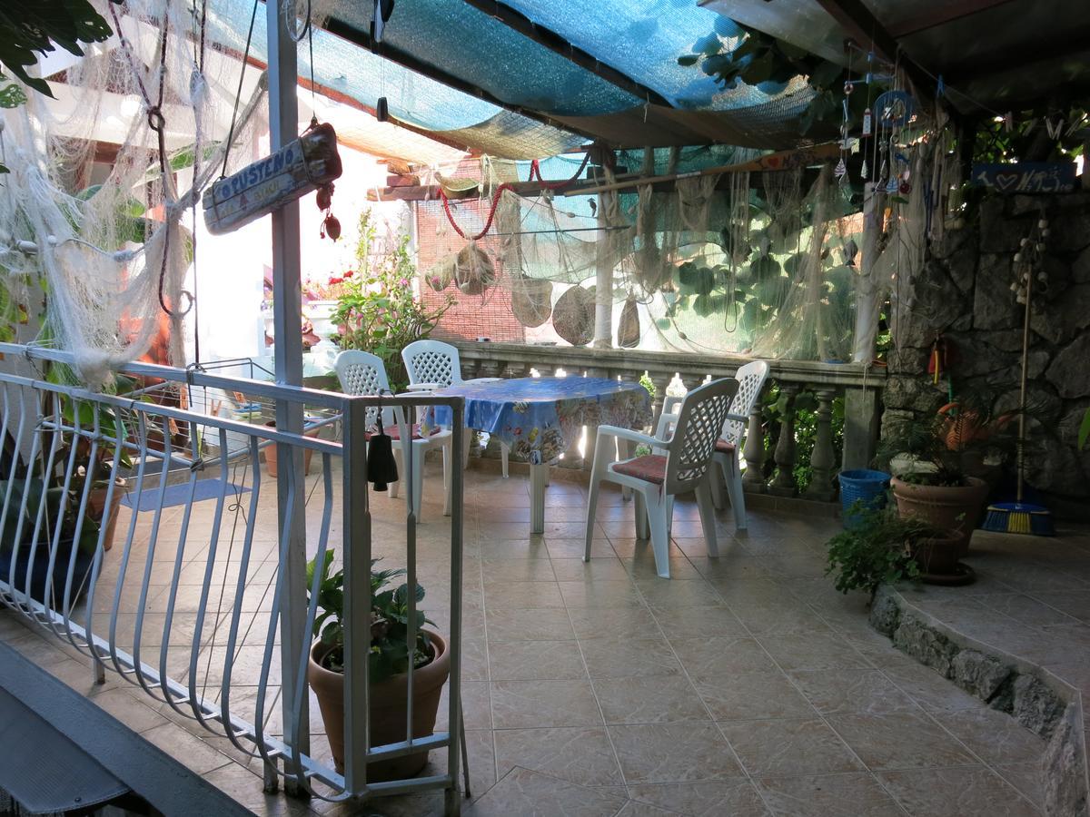 הרצג-נובי Apartment "I Love Njivice" מראה חיצוני תמונה