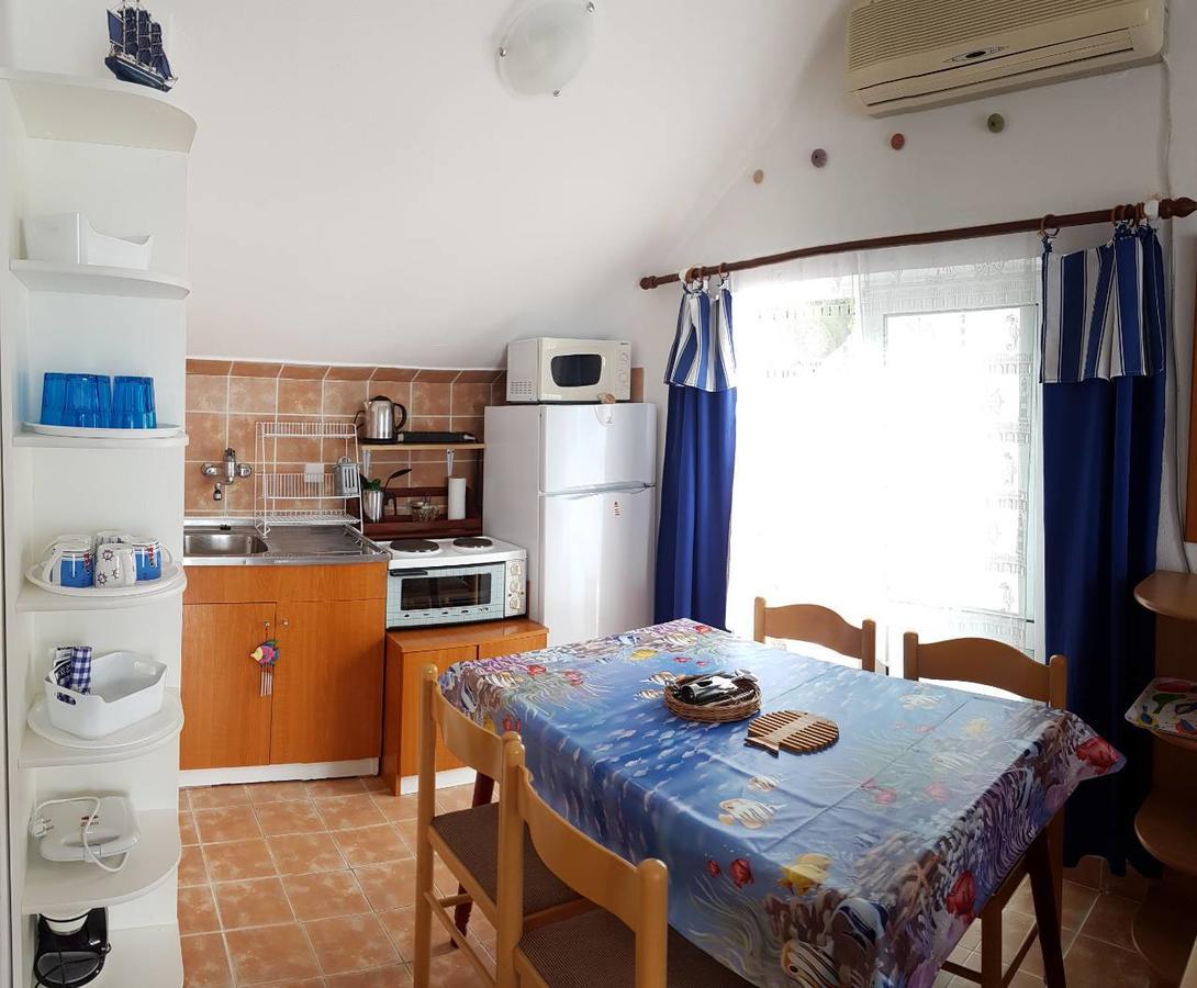הרצג-נובי Apartment "I Love Njivice" מראה חיצוני תמונה